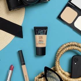 10 Essentials For A Beginner Makeup Kit - L'Oréal Paris