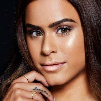 Glass Skin Makeup - Maybelline India