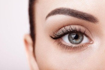 Create Under Eye Filler Like Effect Using A Concealer Maybelline India